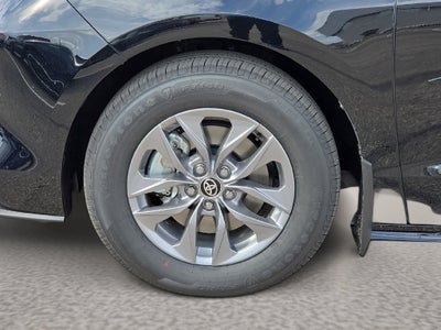 2026 Toyota Sienna XLE 8 Passenger