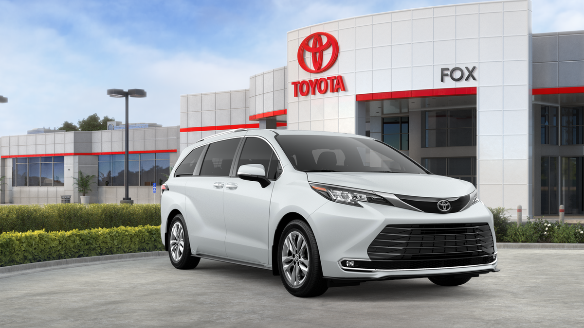2026 Toyota Sienna Limited 7 Passenger