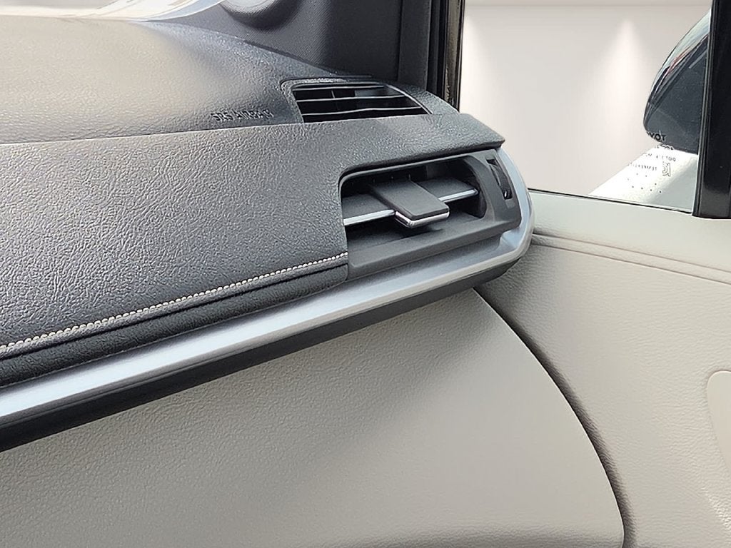 2026 Toyota Sienna Limited 7 Passenger