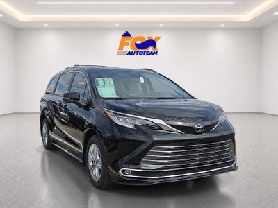 2026 Toyota Sienna Limited 7 Passenger
