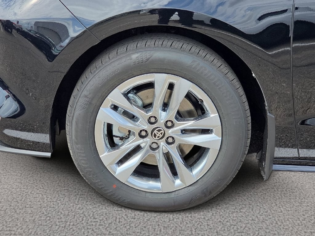 2026 Toyota Sienna Limited 7 Passenger