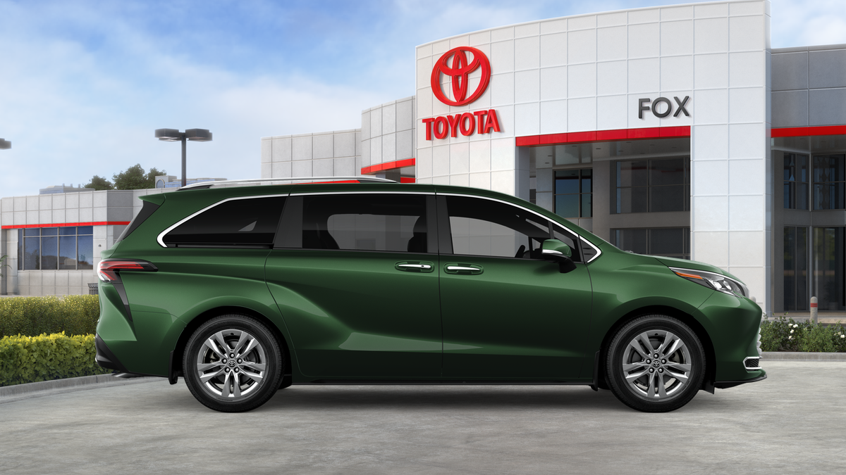 2026 Toyota Sienna Limited 7 Passenger