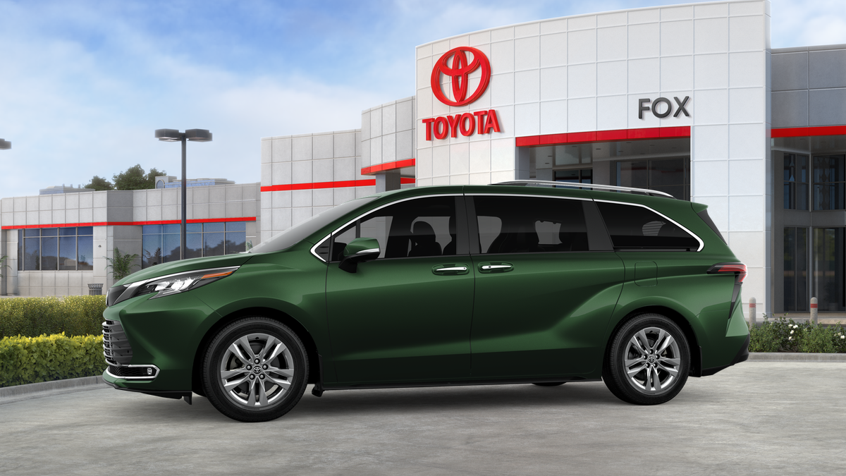 2026 Toyota Sienna Limited 7 Passenger