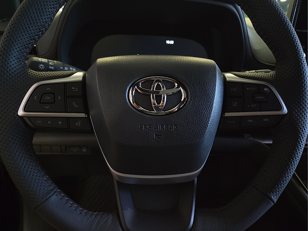 2026 Toyota Sienna Limited 7 Passenger