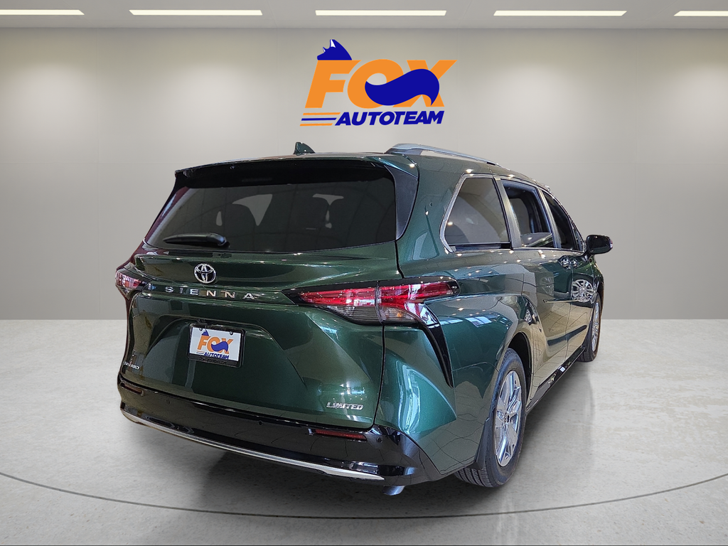 2026 Toyota Sienna Limited 7 Passenger
