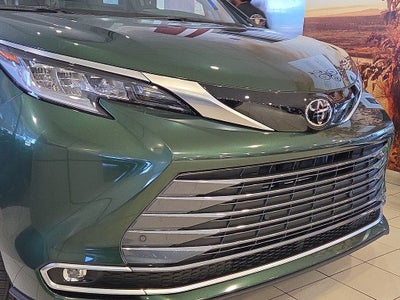 2026 Toyota Sienna Limited 7 Passenger