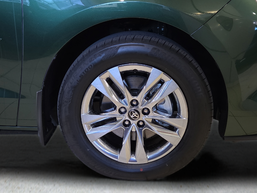 2026 Toyota Sienna Limited 7 Passenger