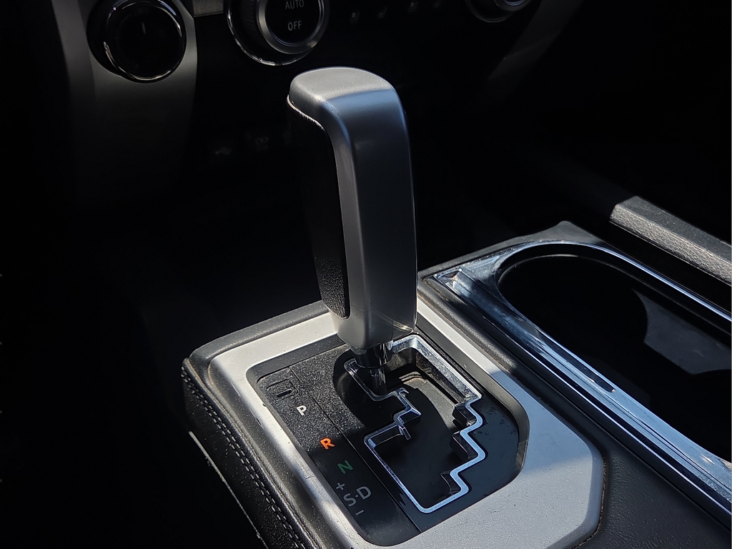 2020 Toyota Tundra Platinum 5.7L V8