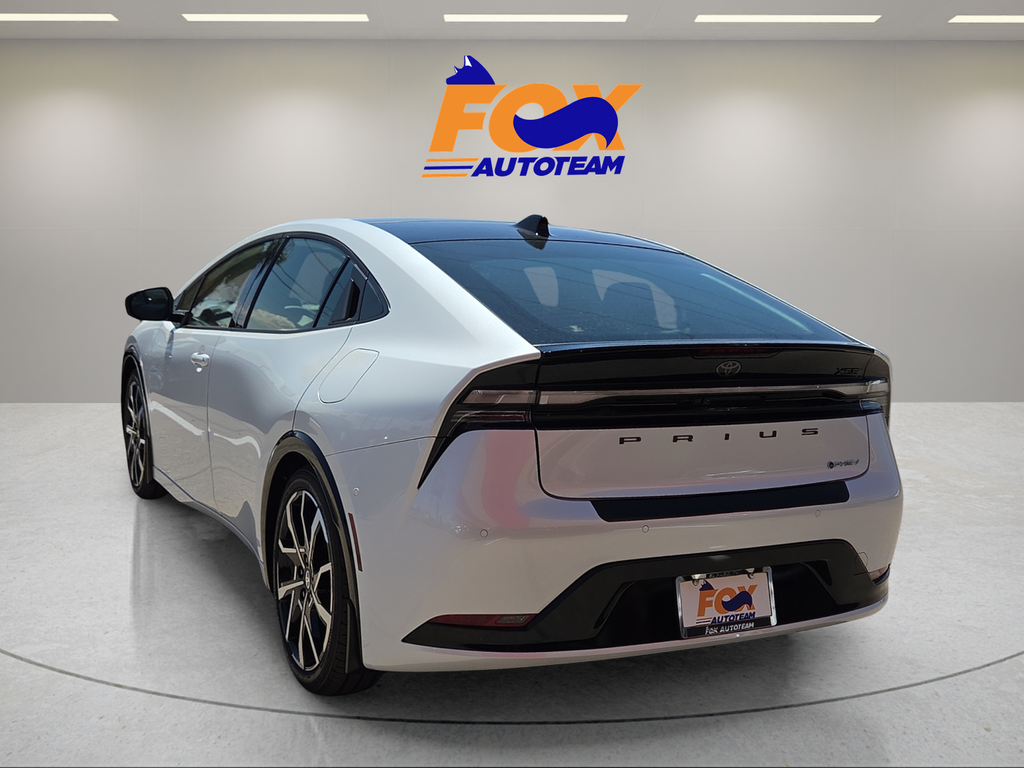 2027 Toyota Prius Plug-In Hybrid XSE Premium