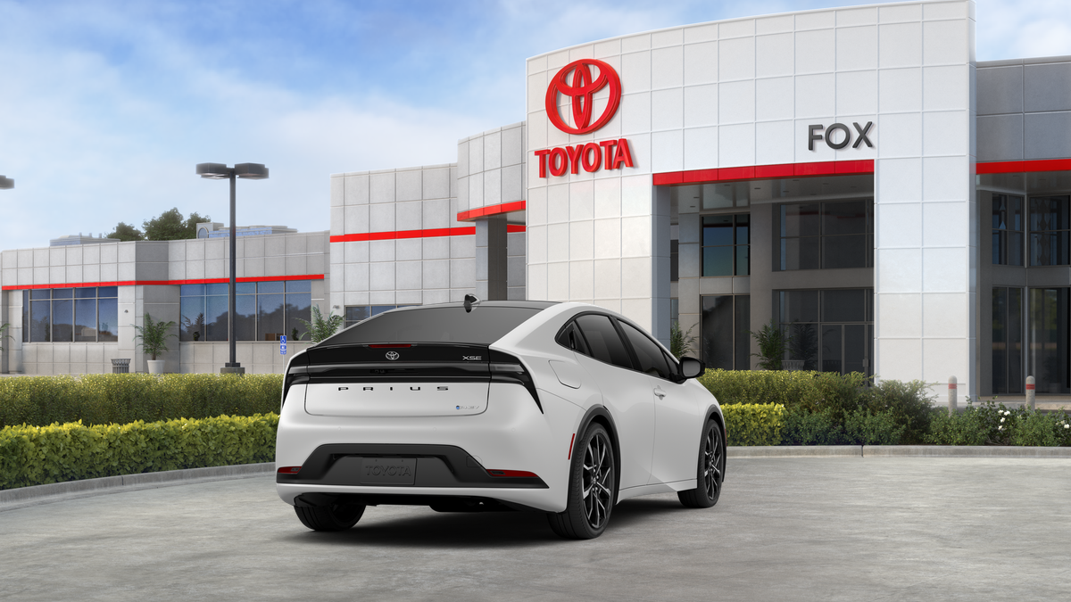 2027 Toyota Prius Plug-In Hybrid XSE Premium