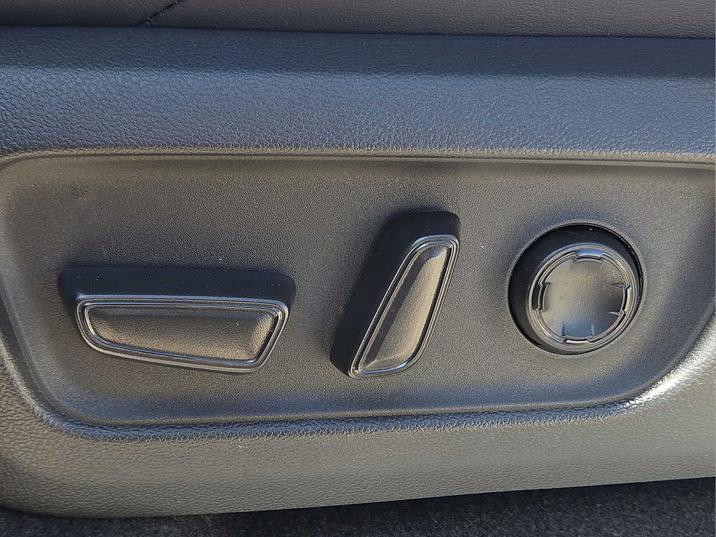 2026 Toyota 4Runner i-FORCE MAX Hybrid Platinum