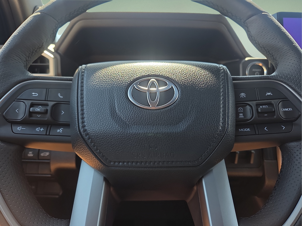 2026 Toyota 4Runner i-FORCE MAX Hybrid Platinum