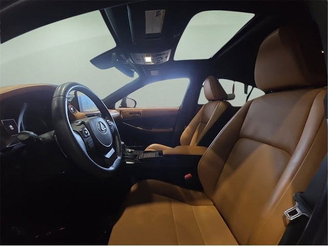 2024 Lexus IS 300