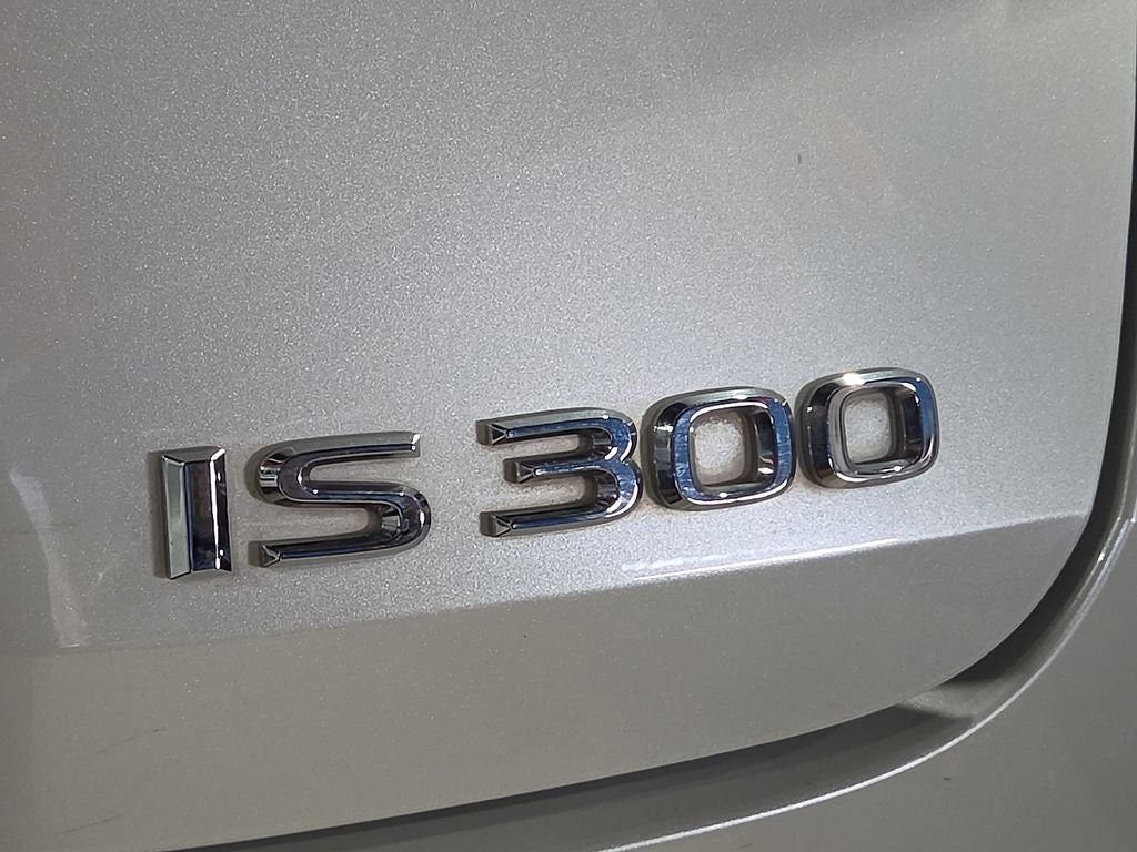 2023 Lexus IS 300