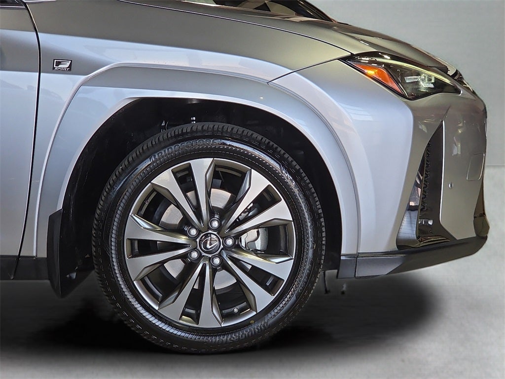 2023 Lexus UX 250h F SPORT Handling