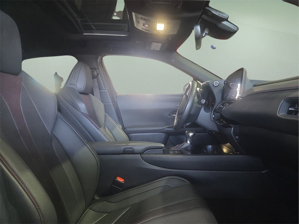 2023 Lexus UX 250h F SPORT Handling