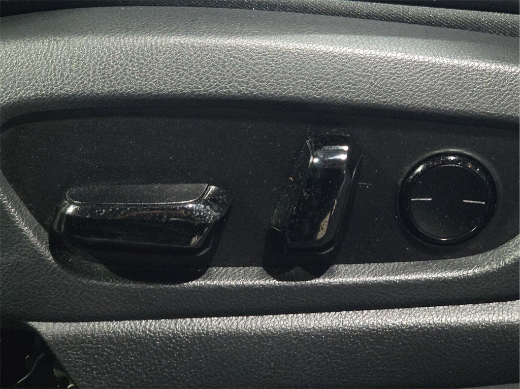 2023 Lexus UX 250h F SPORT Handling