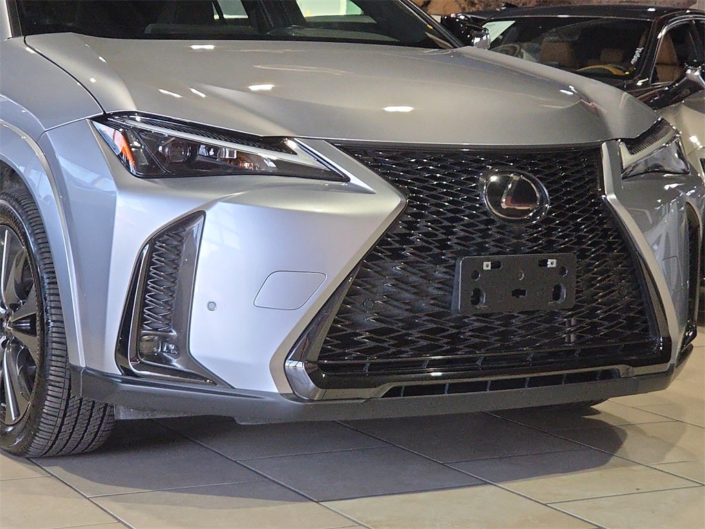 2023 Lexus UX 250h F SPORT Handling