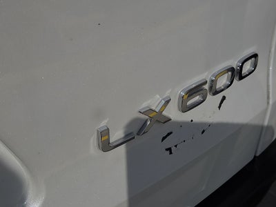 2023 Lexus LX 600 Luxury