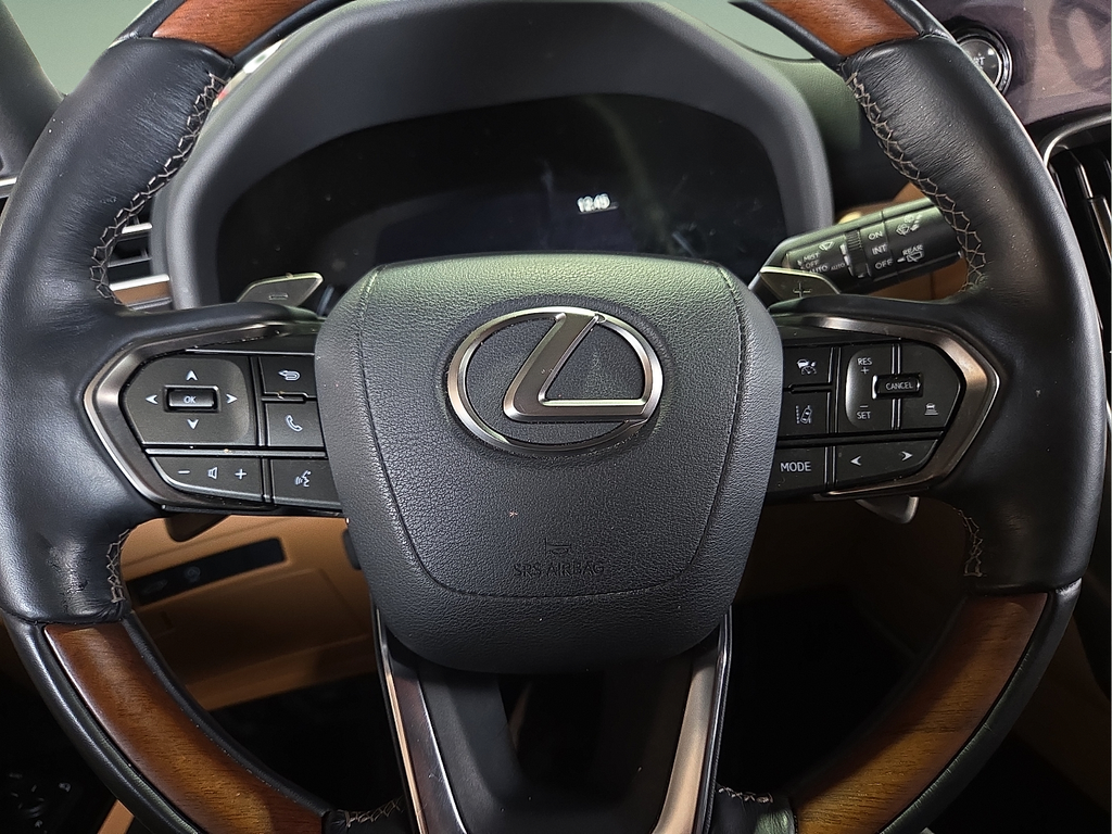 2023 Lexus LX 600 Luxury