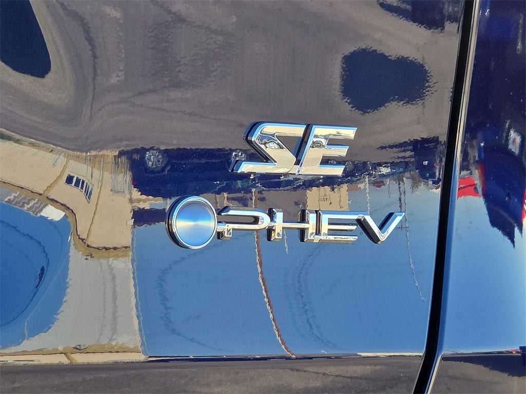 2025 Toyota RAV4 Plug-In Hybrid SE