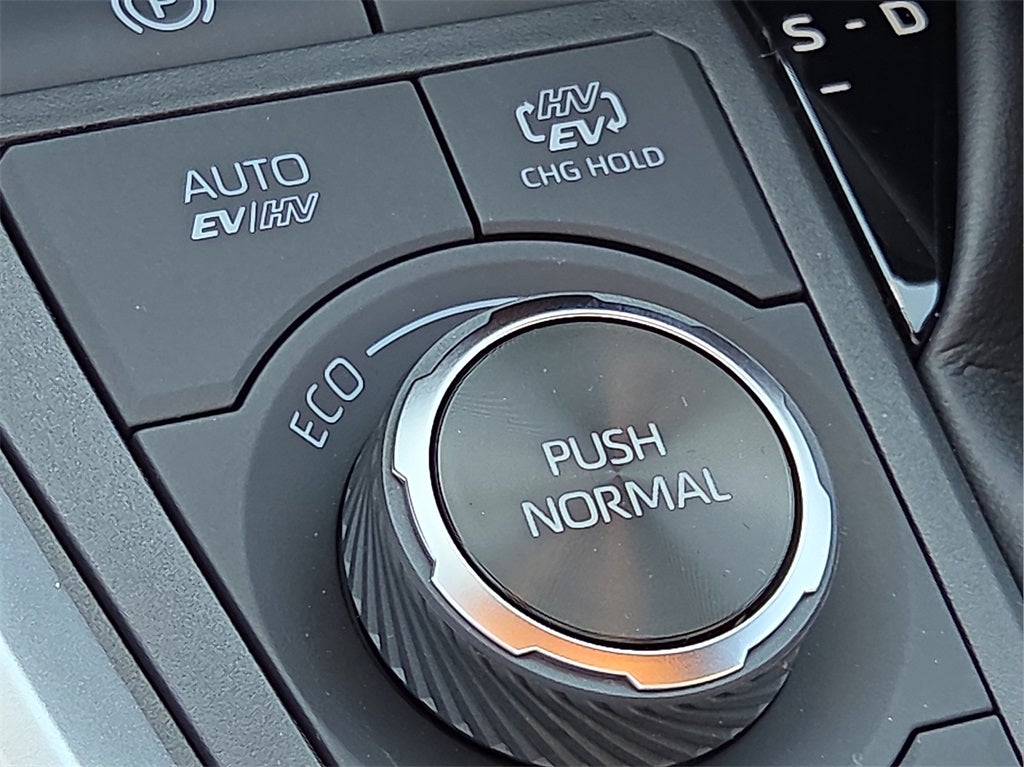 2025 Toyota RAV4 Plug-In Hybrid SE