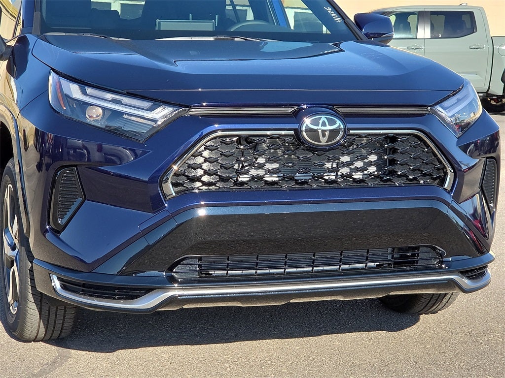 2025 Toyota RAV4 Plug-In Hybrid SE