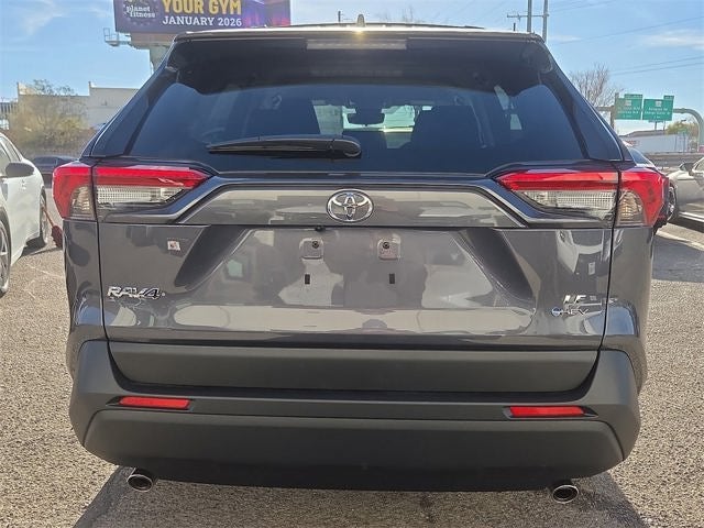 2025 Toyota RAV4 Hybrid LE