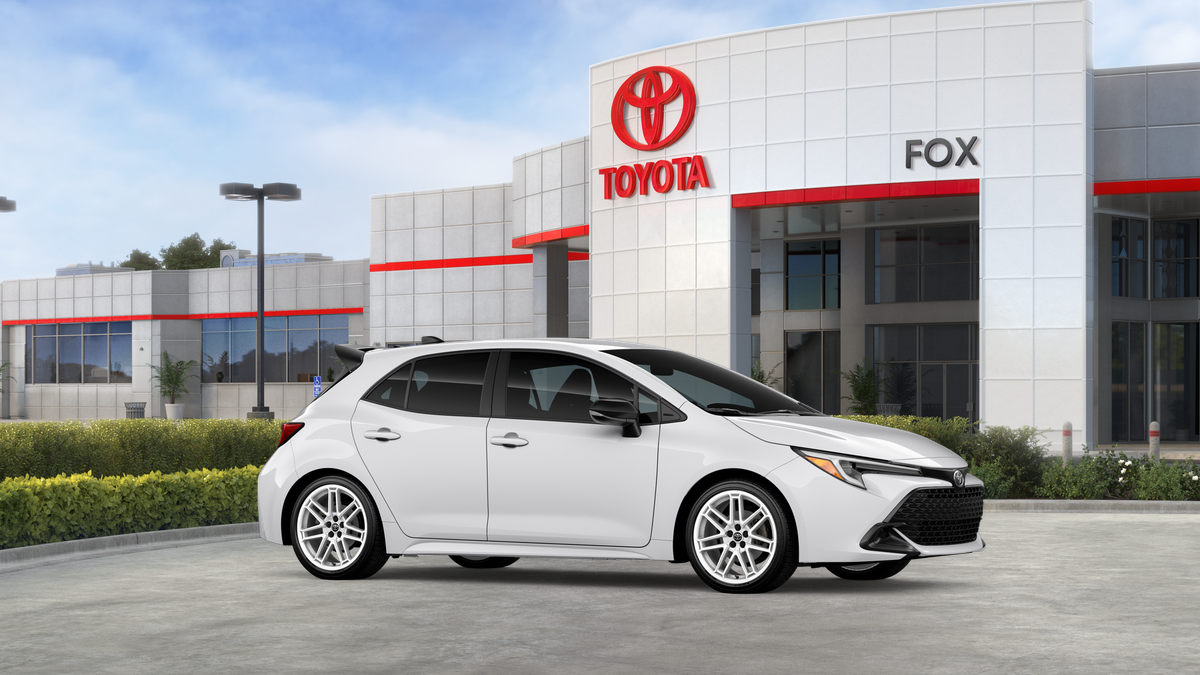 2026 Toyota Corolla Hatchback SE