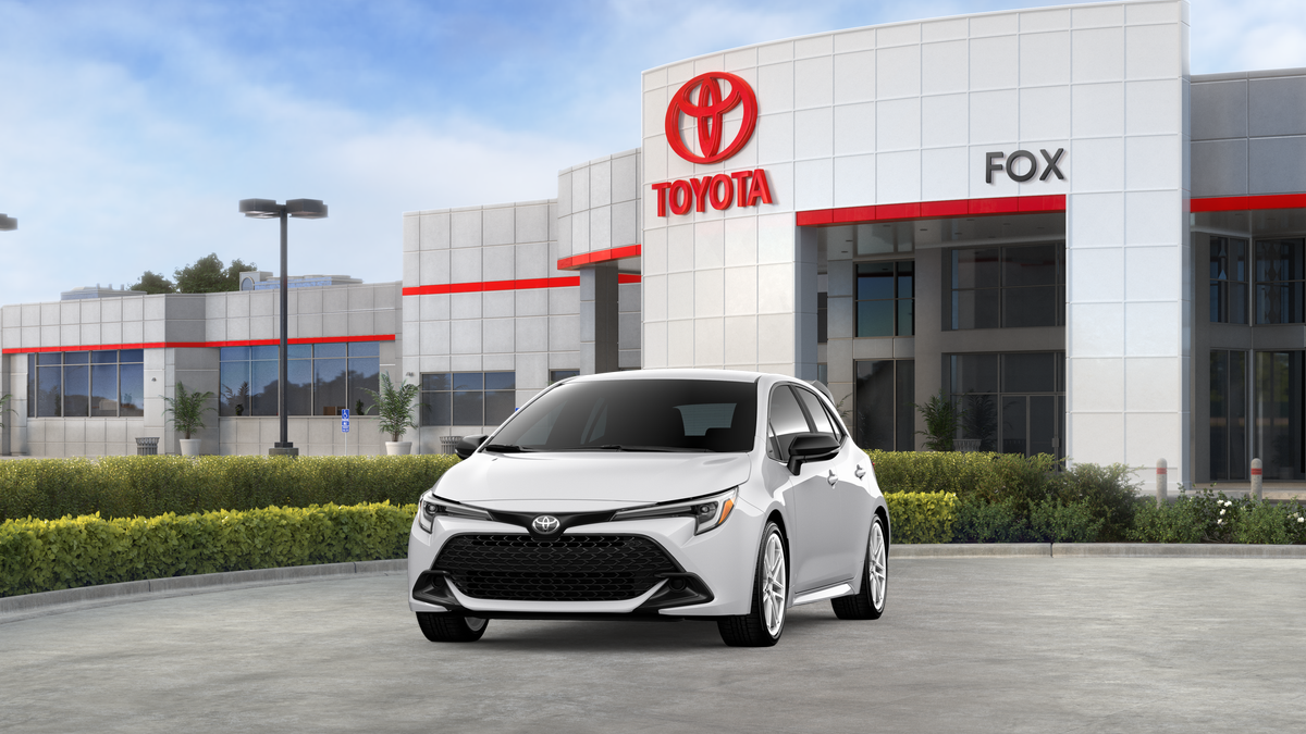 2026 Toyota Corolla Hatchback SE