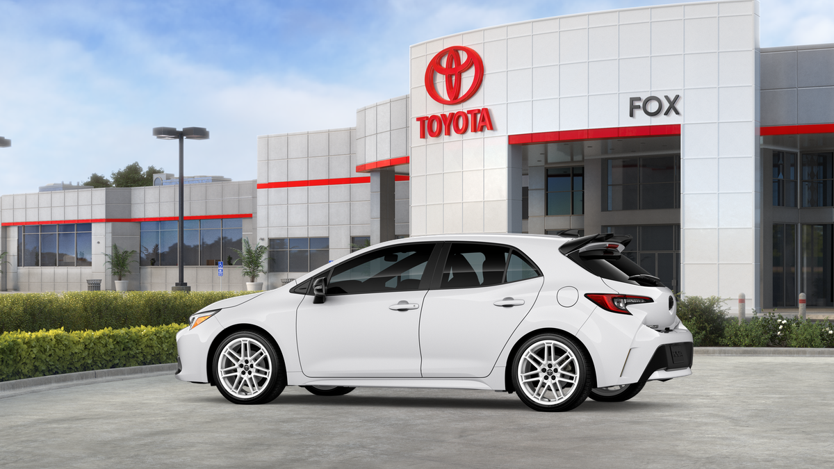 2026 Toyota Corolla Hatchback SE