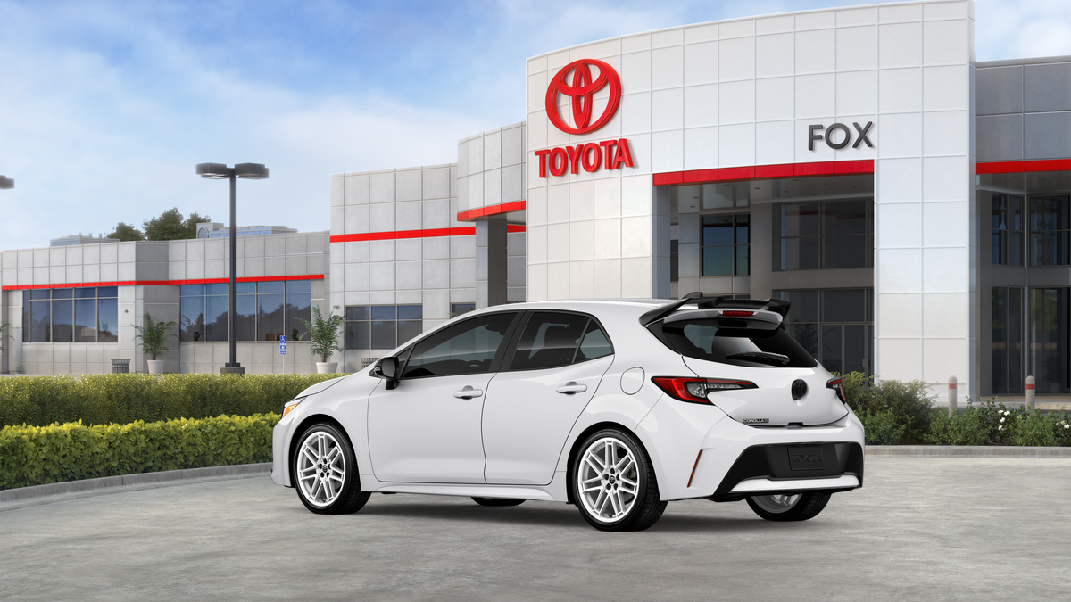 2026 Toyota Corolla Hatchback SE