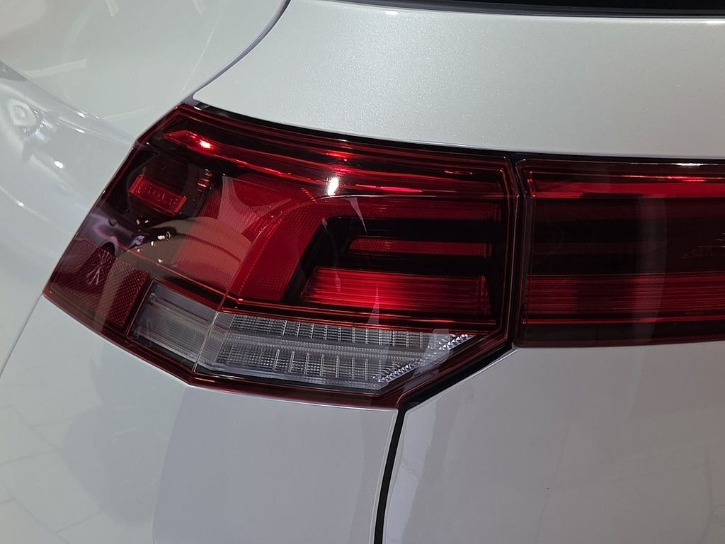 2025 Volkswagen Golf GTI 2.0T SE