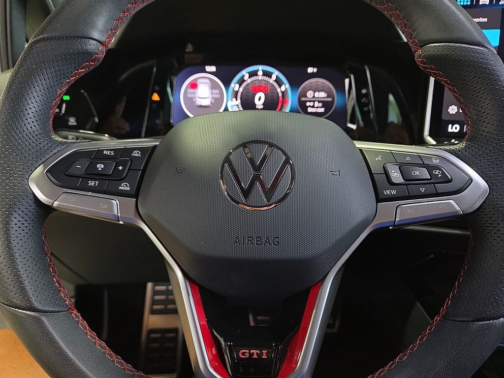 2025 Volkswagen Golf GTI 2.0T SE