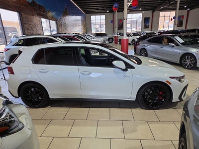2025 Volkswagen Golf GTI 2.0T SE