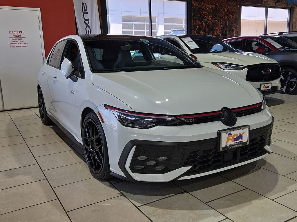 2025 Volkswagen Golf GTI 2.0T SE
