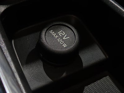 2025 Volvo XC90 B5 Plus